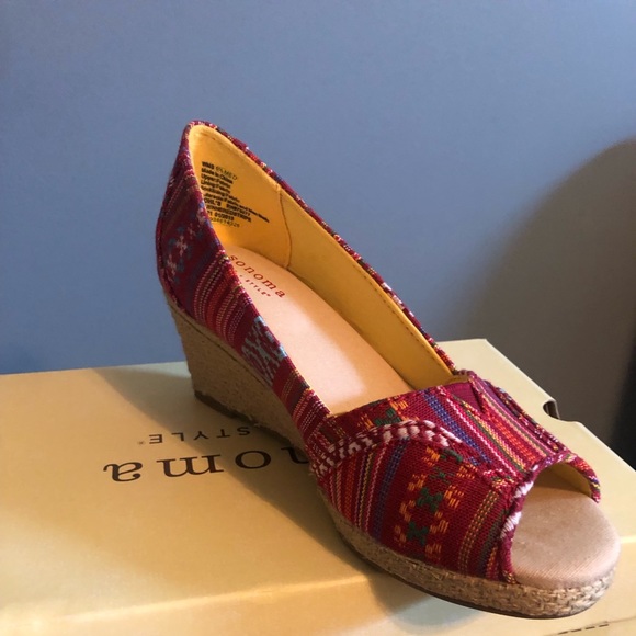 Sonoma Colorful Wedged Heel - Picture 2 of 2